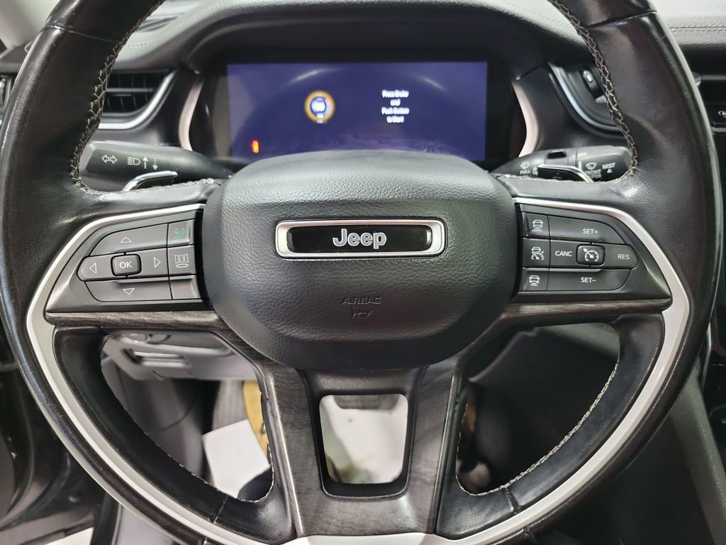 Used 2022 Jeep Grand Cherokee Limited image 4