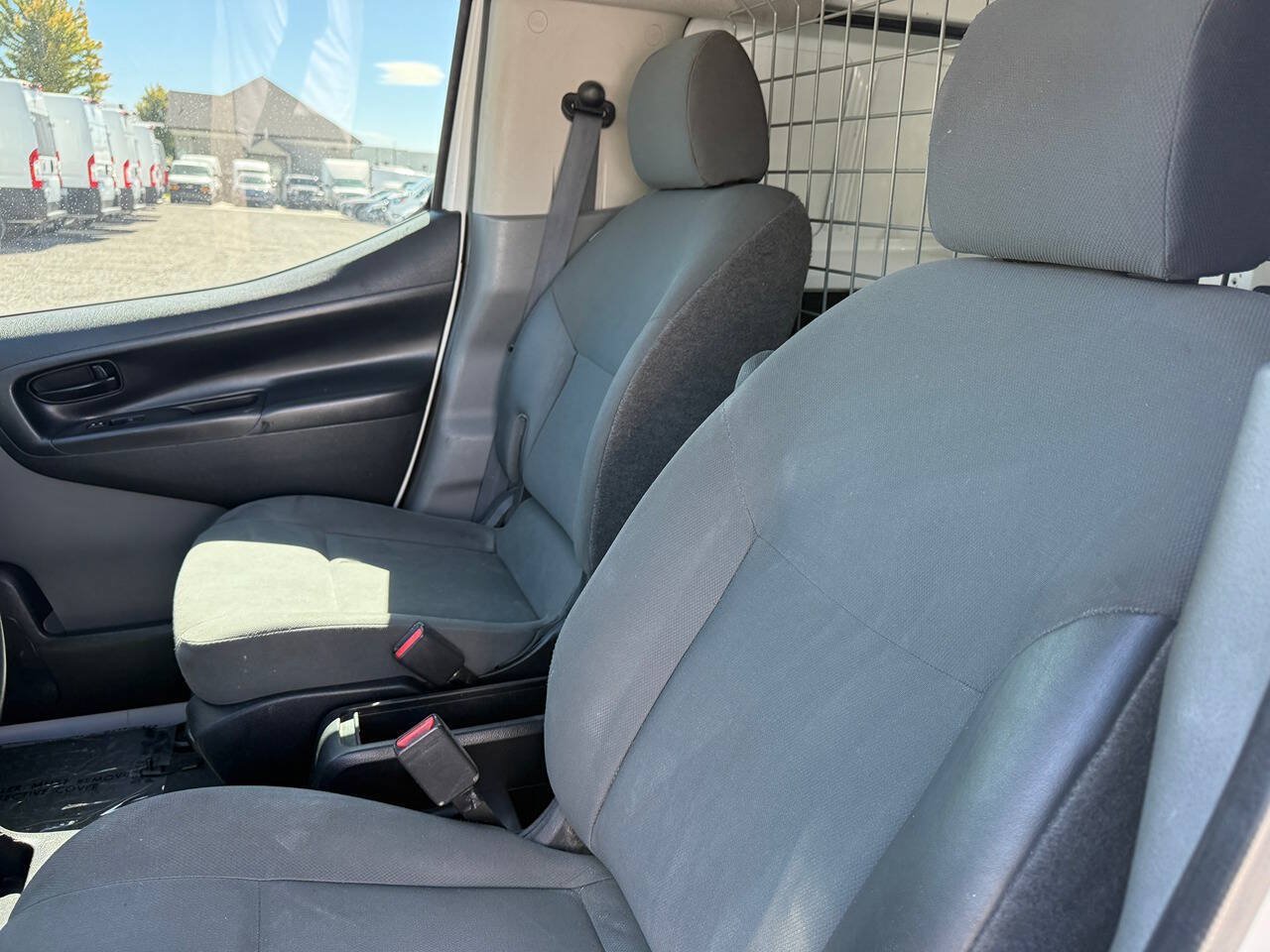 Used 2018 Nissan NV200 S w/ Back Door Glass Package FWD image 11