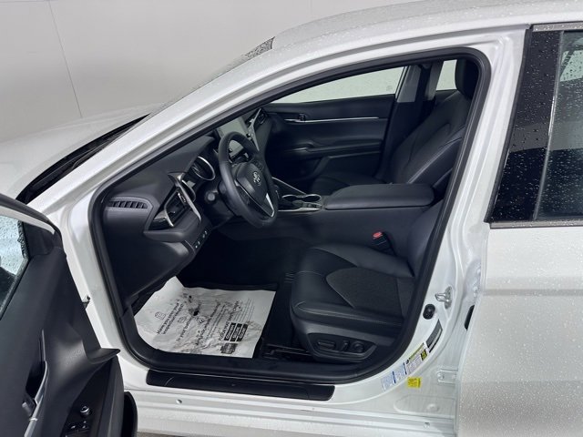 Used 2023 Toyota Camry XLE image 22