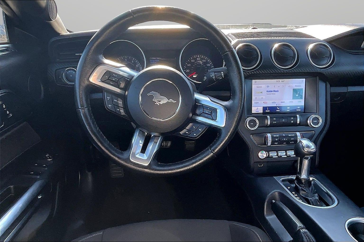 Used 2023 Ford Mustang Convertible w/ Equipment Group 101A RWD image 5