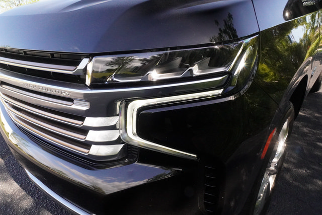 Used 2024 Chevrolet Tahoe High Country AWD/4WD image 38
