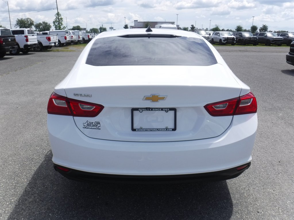 Used 2023 Chevrolet Malibu LS FWD image 5