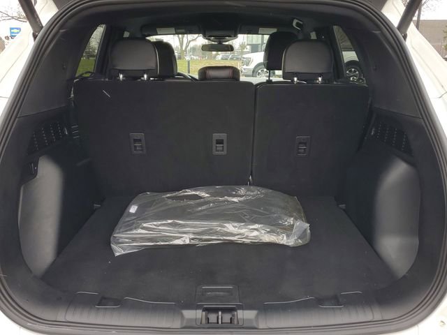 Certified 2024 Ford Escape ST-Line w/ Tech Pack #1 AWD/4WD image 7