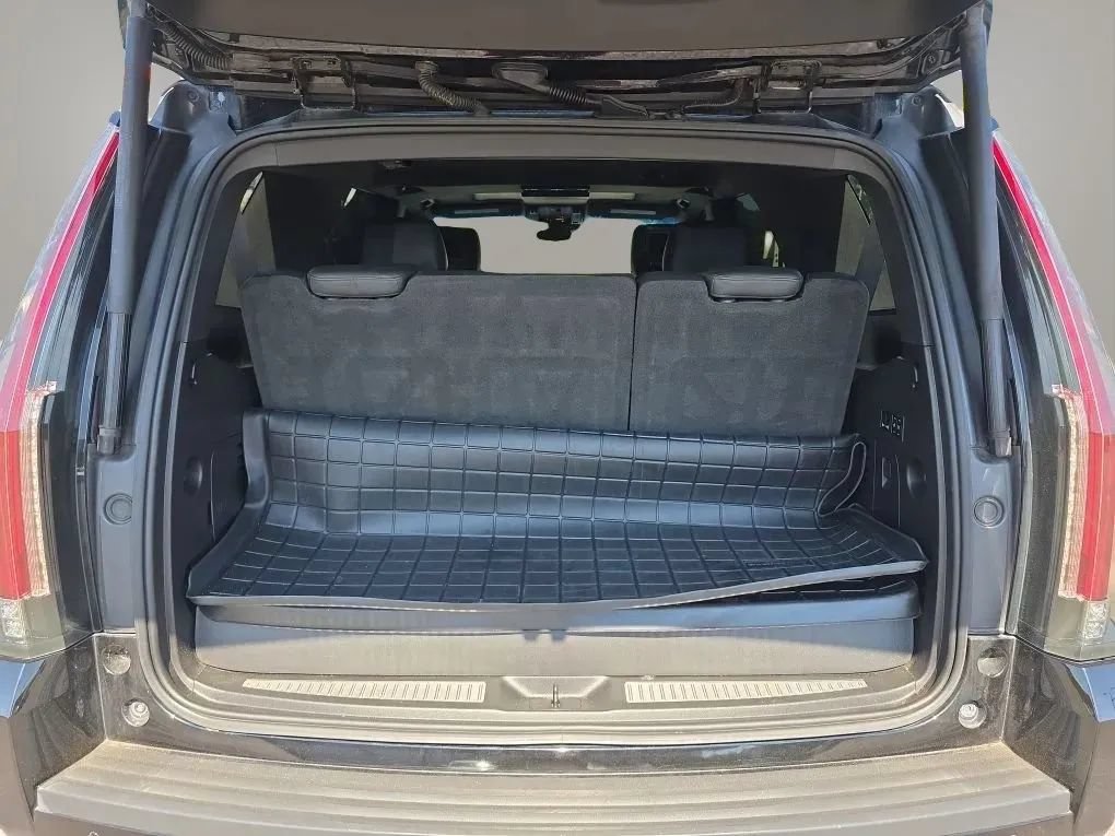 Used 2019 Cadillac Escalade Platinum AWD/4WD image 52