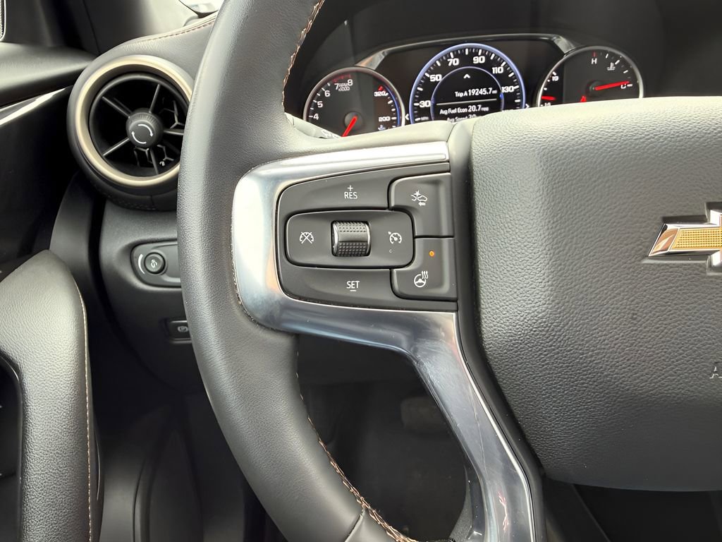 Used 2023 Chevrolet Blazer Premier w/ Enhanced Convenience Package image 12