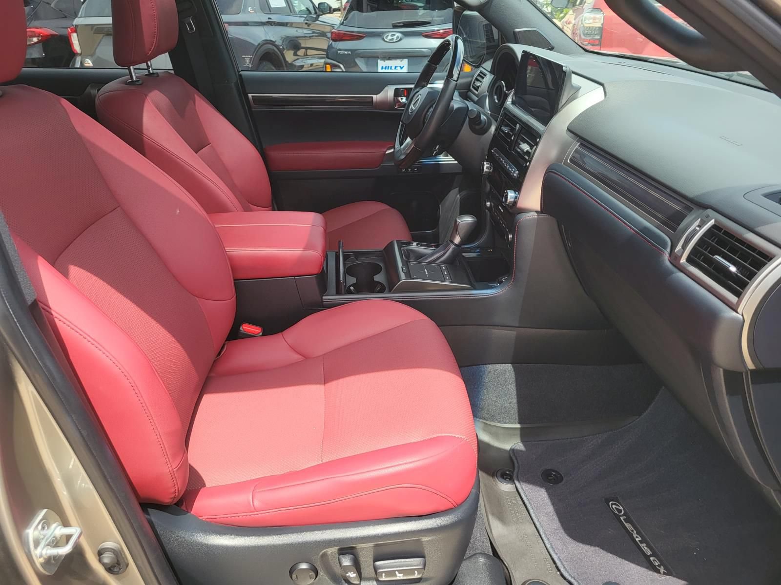 Used 2023 Lexus GX 460 Premium w/ Premium Package AWD/4WD image 8