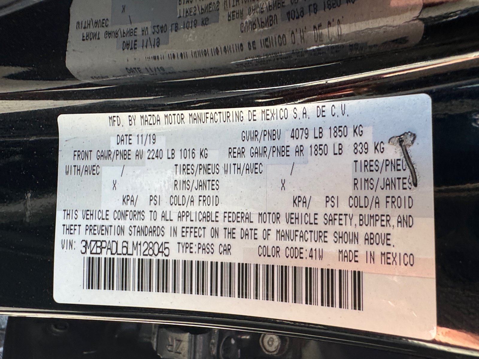 Used 2020 MAZDA MAZDA3 Sedan w/ Preferred Package FWD image 18