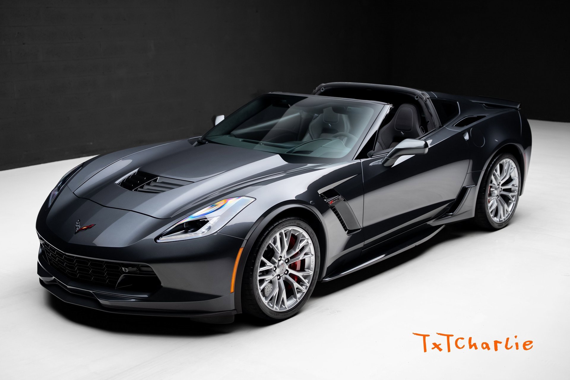 Used 2017 Chevrolet Corvette Z06 image 1