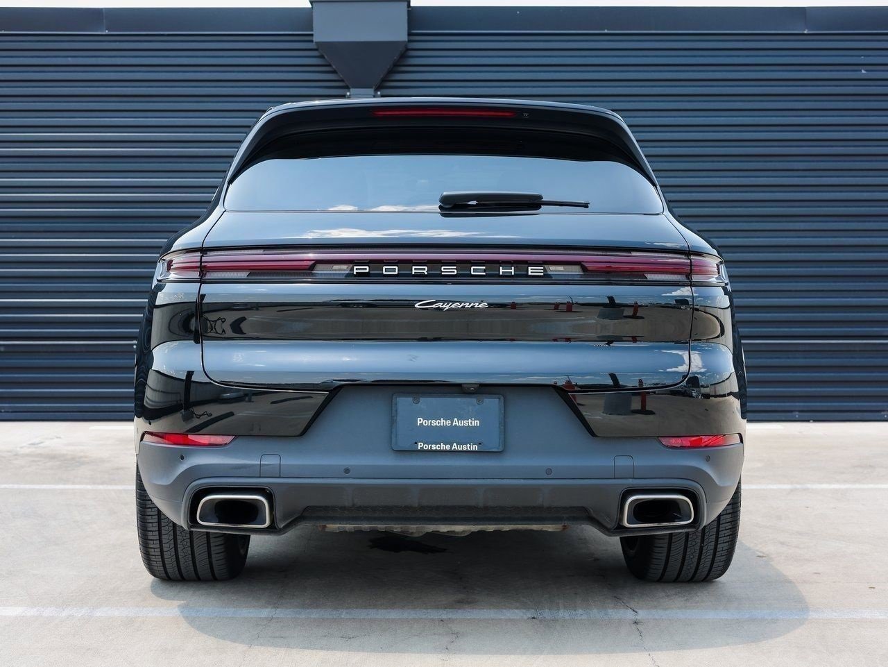 Certified 2025 Porsche Cayenne image 6