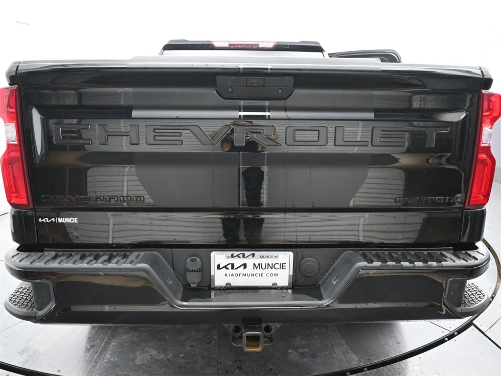 Used 2021 Chevrolet Silverado 1500 Custom w/ Rally Edition image 9