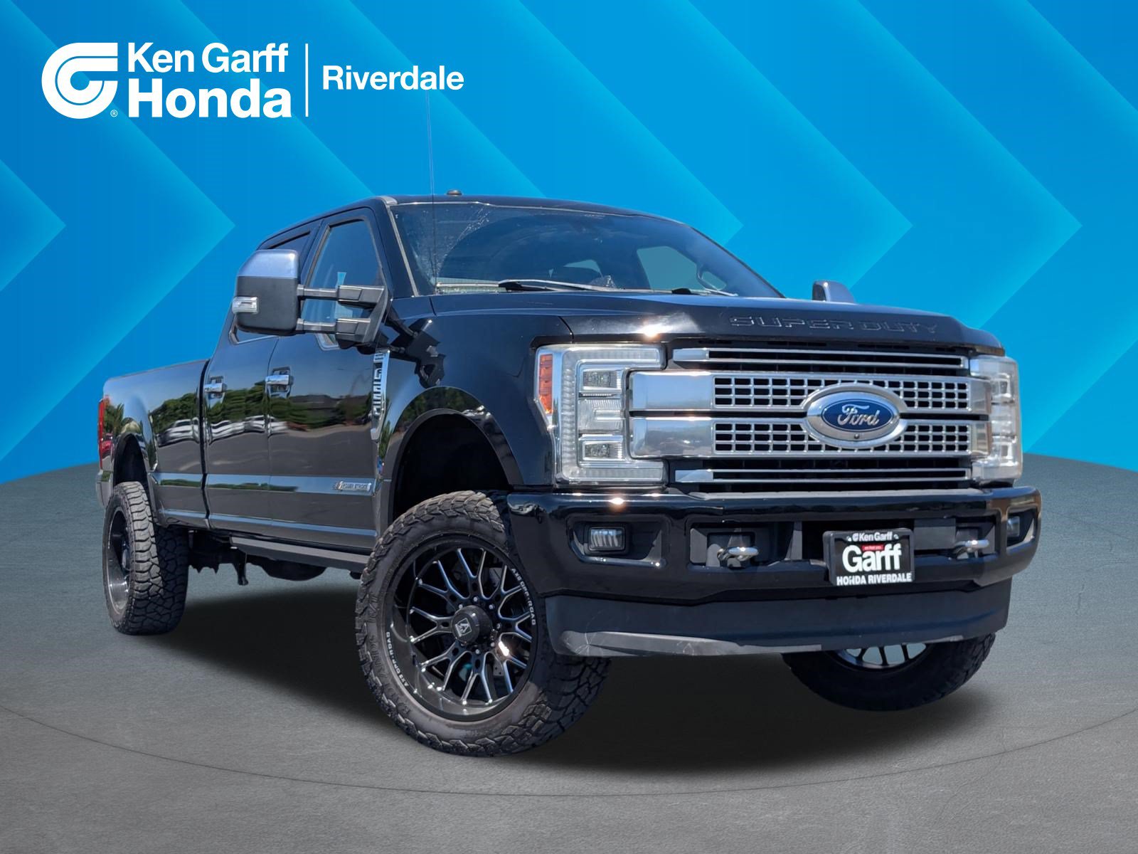 Used 2018 Ford F250 Platinum w/ Platinum Ultimate Package AWD/4WD image 1