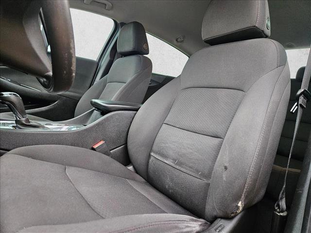 Used 2019 Chevrolet Malibu LT w/ Driver Confidence Package image 10
