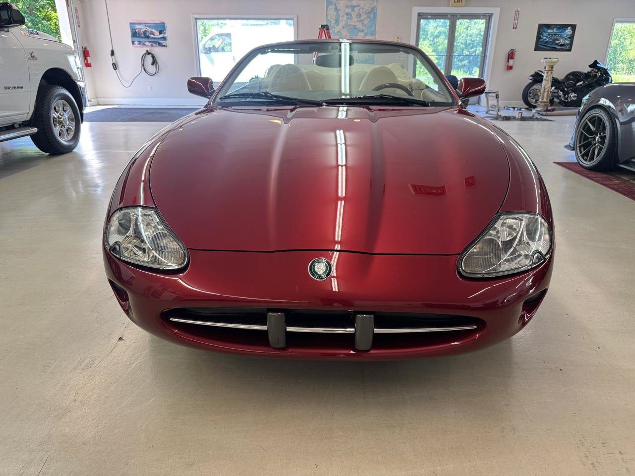 Used 1997 Jaguar XK8 Convertible RWD image 37
