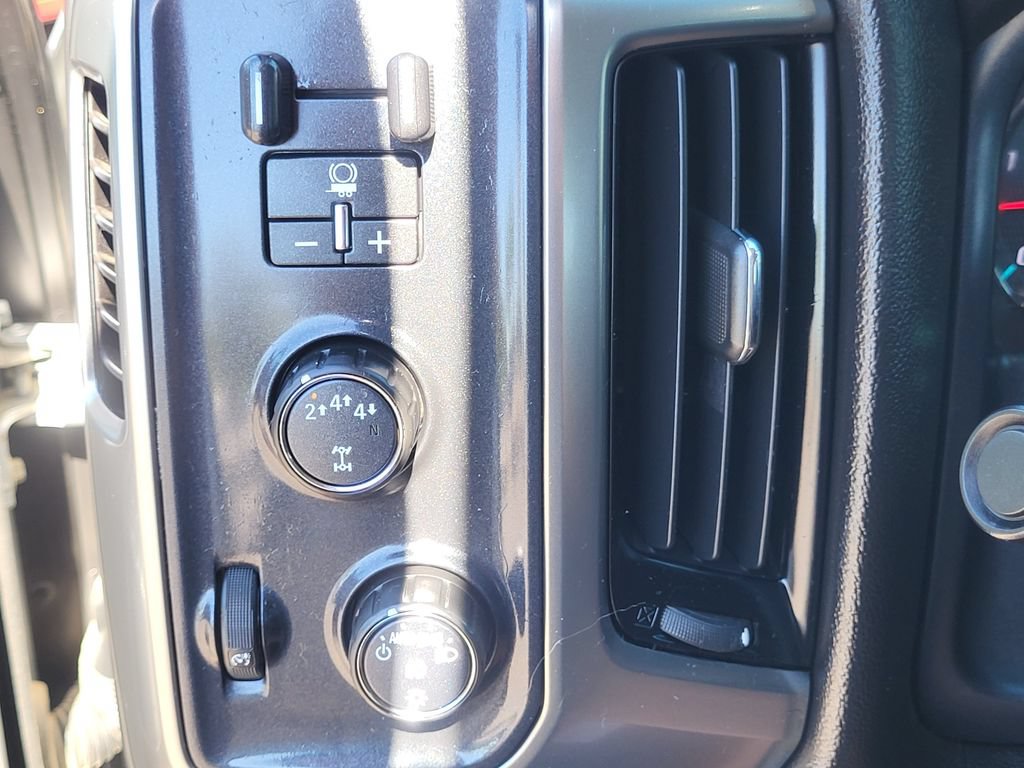Used 2018 Chevrolet Silverado 2500 LT w/ LT Fleet Convenience Package AWD/4WD image 26