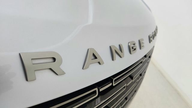 Used 2023 Land Rover Range Rover SE AWD/4WD image 16