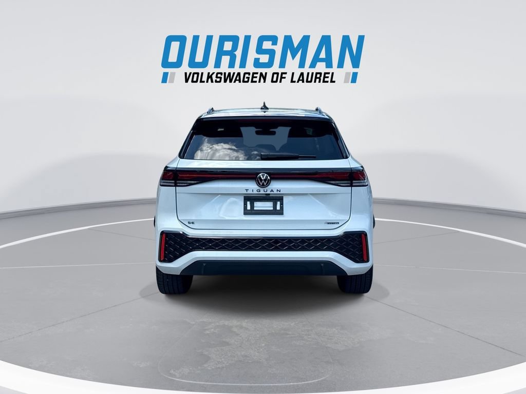 New 2026 Volkswagen Tiguan SE R-Line AWD/4WD image 7