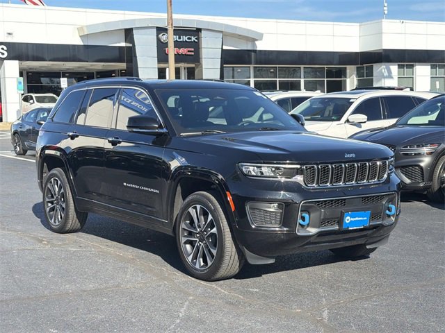 Used 2023 Jeep Grand Cherokee Overland w/ Luxury Tech Group IV