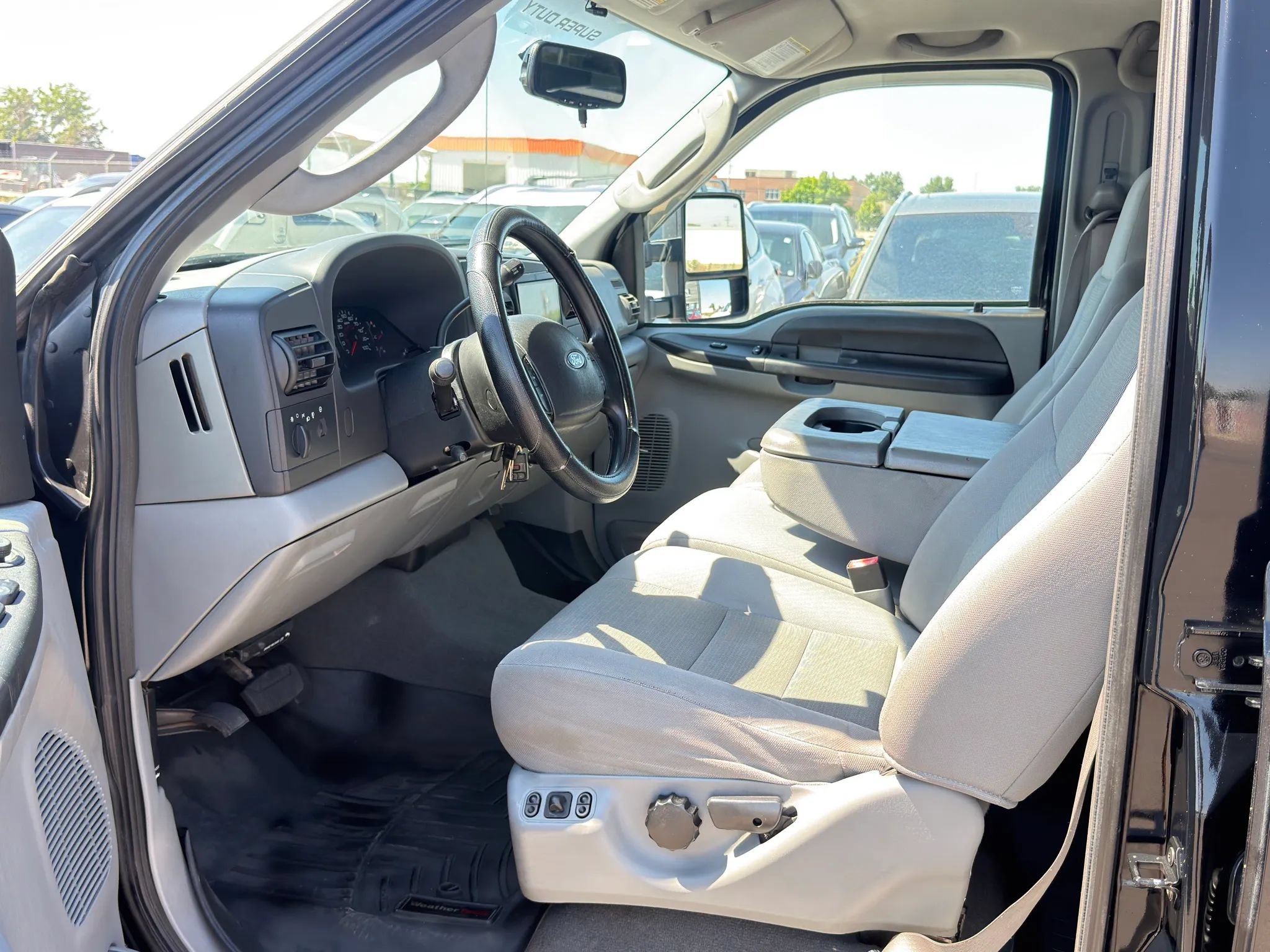 Used 2006 Ford F250 XL AWD/4WD image 11