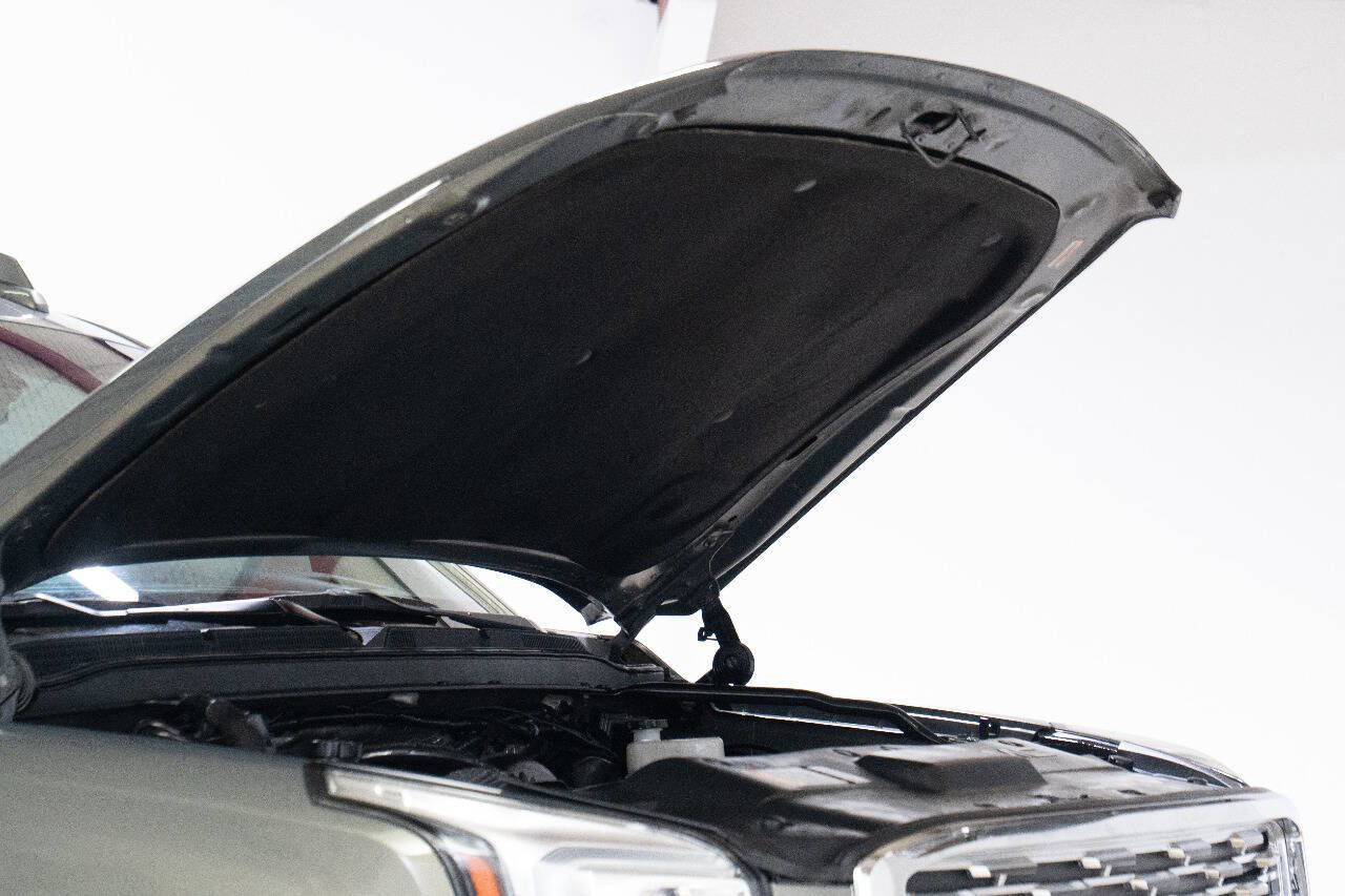 Used 2018 GMC Yukon XL Denali w/ Denali Ultimate Package AWD/4WD image 93