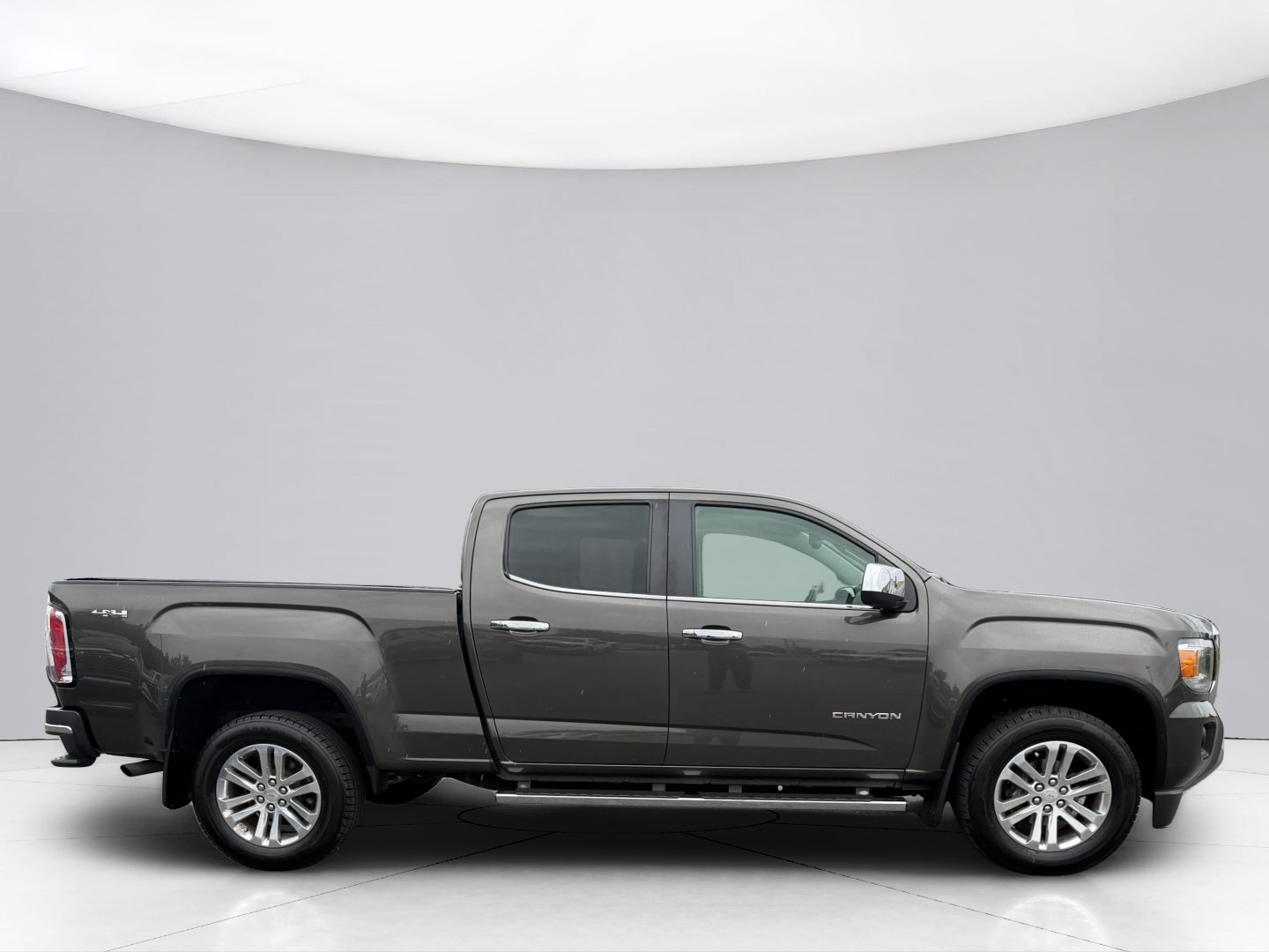 Used 2019 GMC Canyon SLT w/ Driver Alert Package AWD/4WD image 15