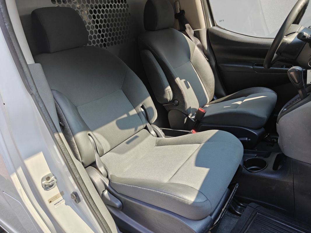 Used 2015 Chevrolet City Express LT FWD image 14