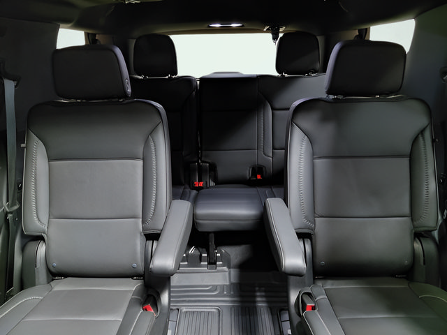 Certified 2023 GMC Yukon Denali AWD/4WD image 5