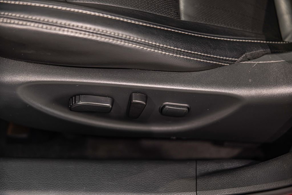 Used 2023 Nissan Maxima SL FWD image 22