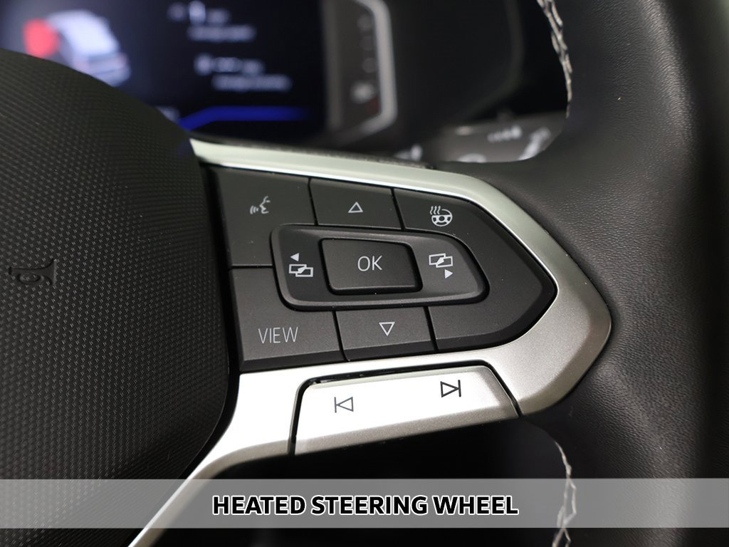 Used 2022 Volkswagen Taos SEL image 8