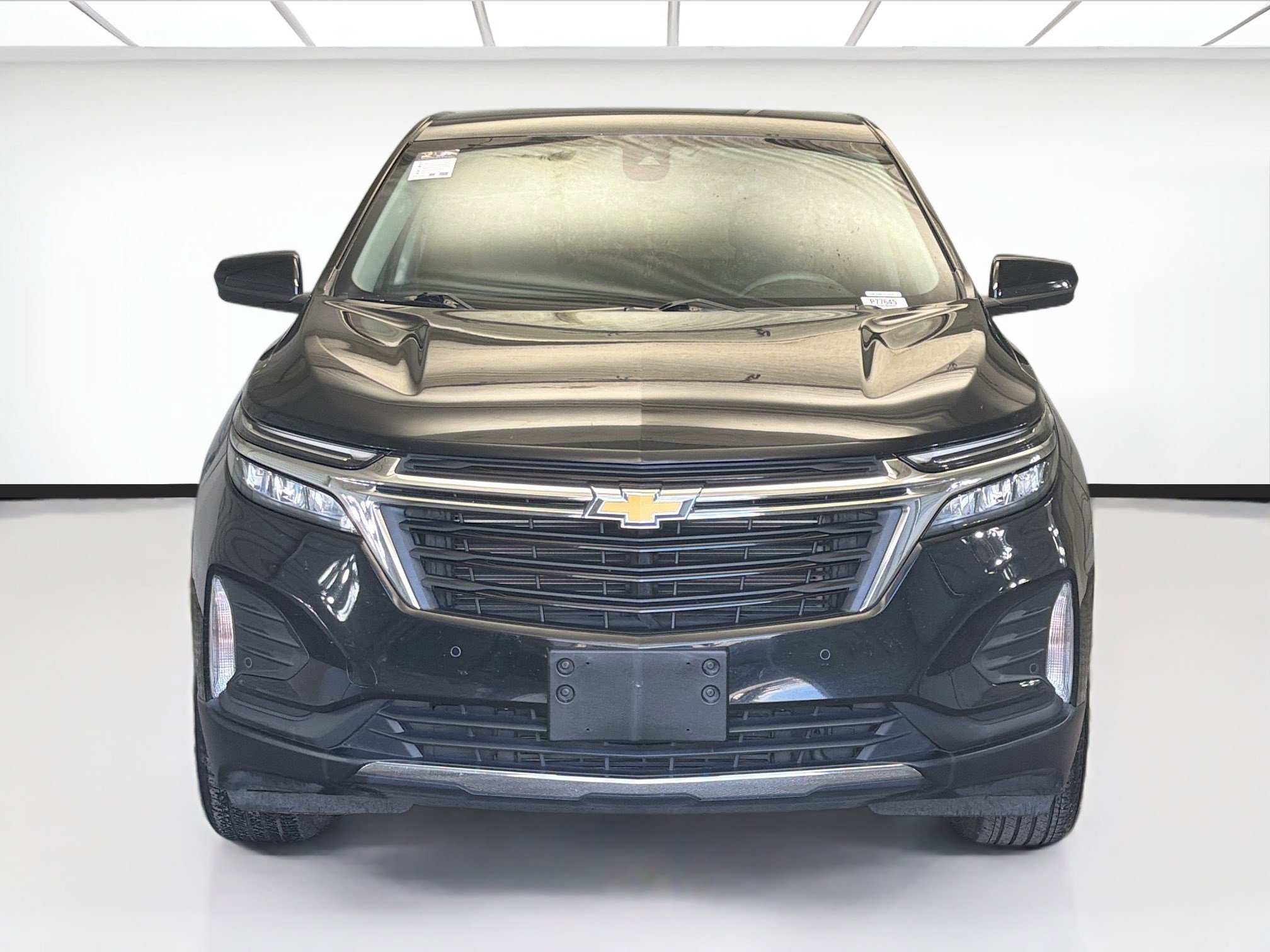 Used 2024 Chevrolet Equinox LT image 2