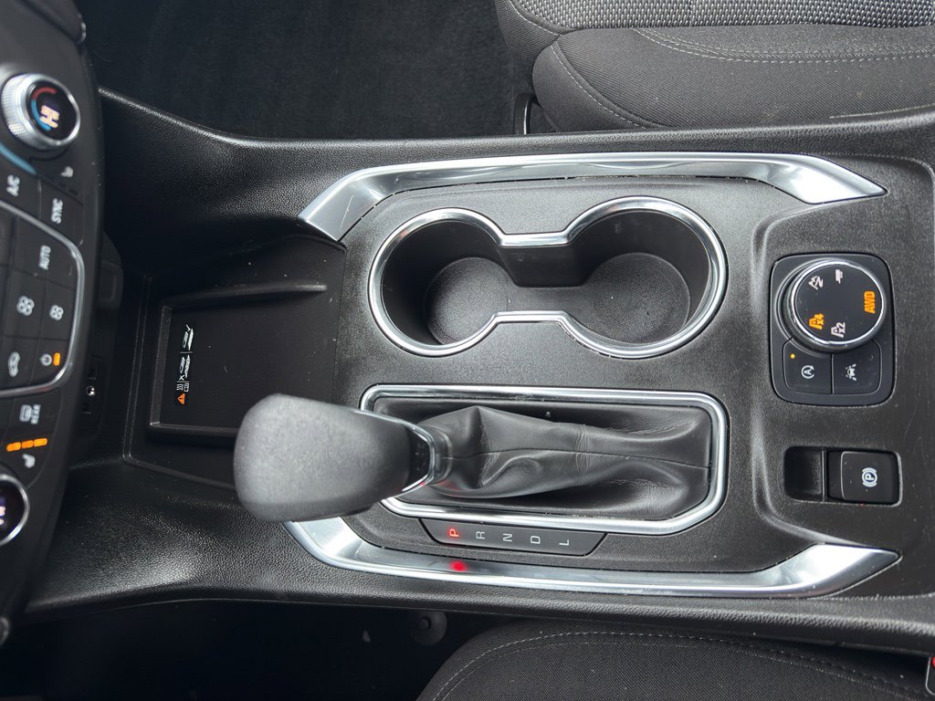 Used 2023 Chevrolet Traverse LT image 23