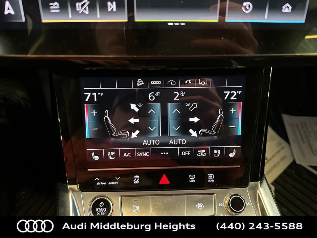 Used 2021 Audi e-tron Premium Plus w/ Premium Plus Package image 22