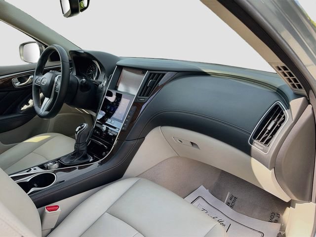 Used 2019 INFINITI Q50 Luxe w/ Essential Package (3.0T Luxe) AWD/4WD image 31