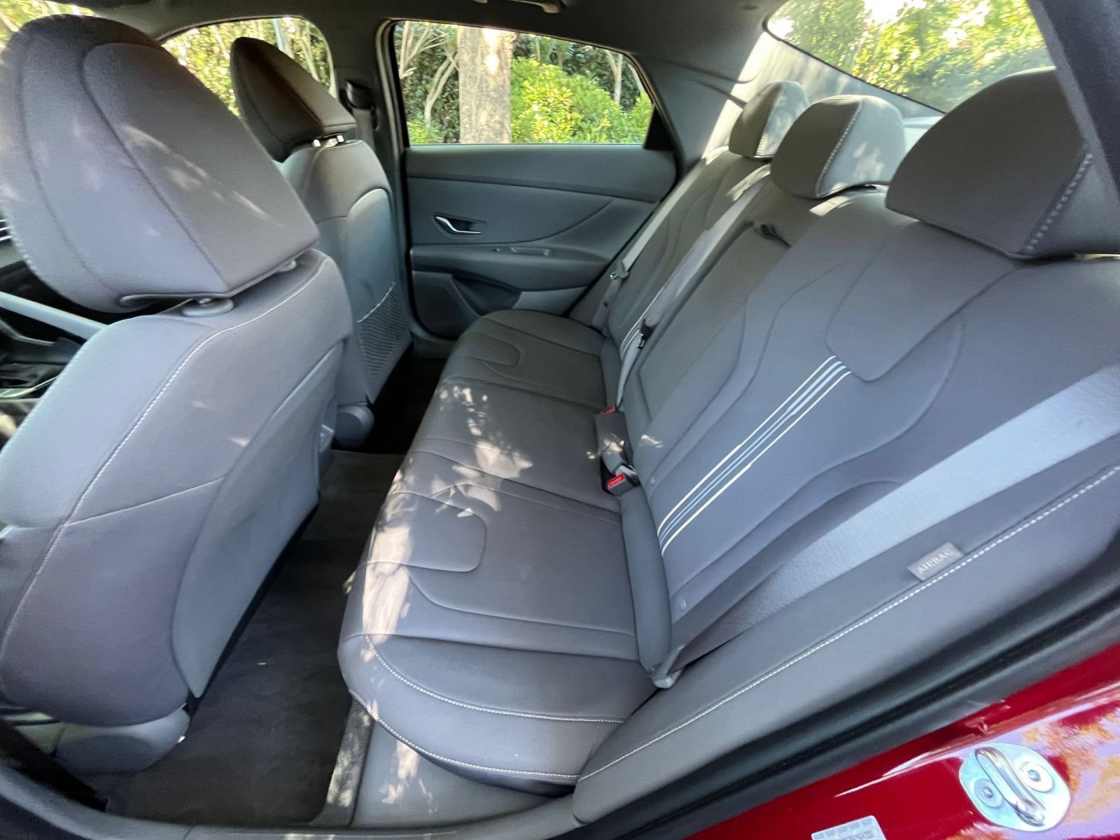 Used 2025 Hyundai Elantra SEL FWD image 25