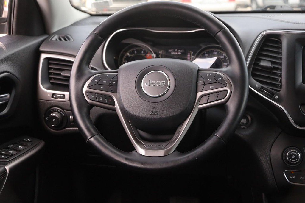 Used 2021 Jeep Cherokee Latitude Lux w/ Sun & Sound Group image 21