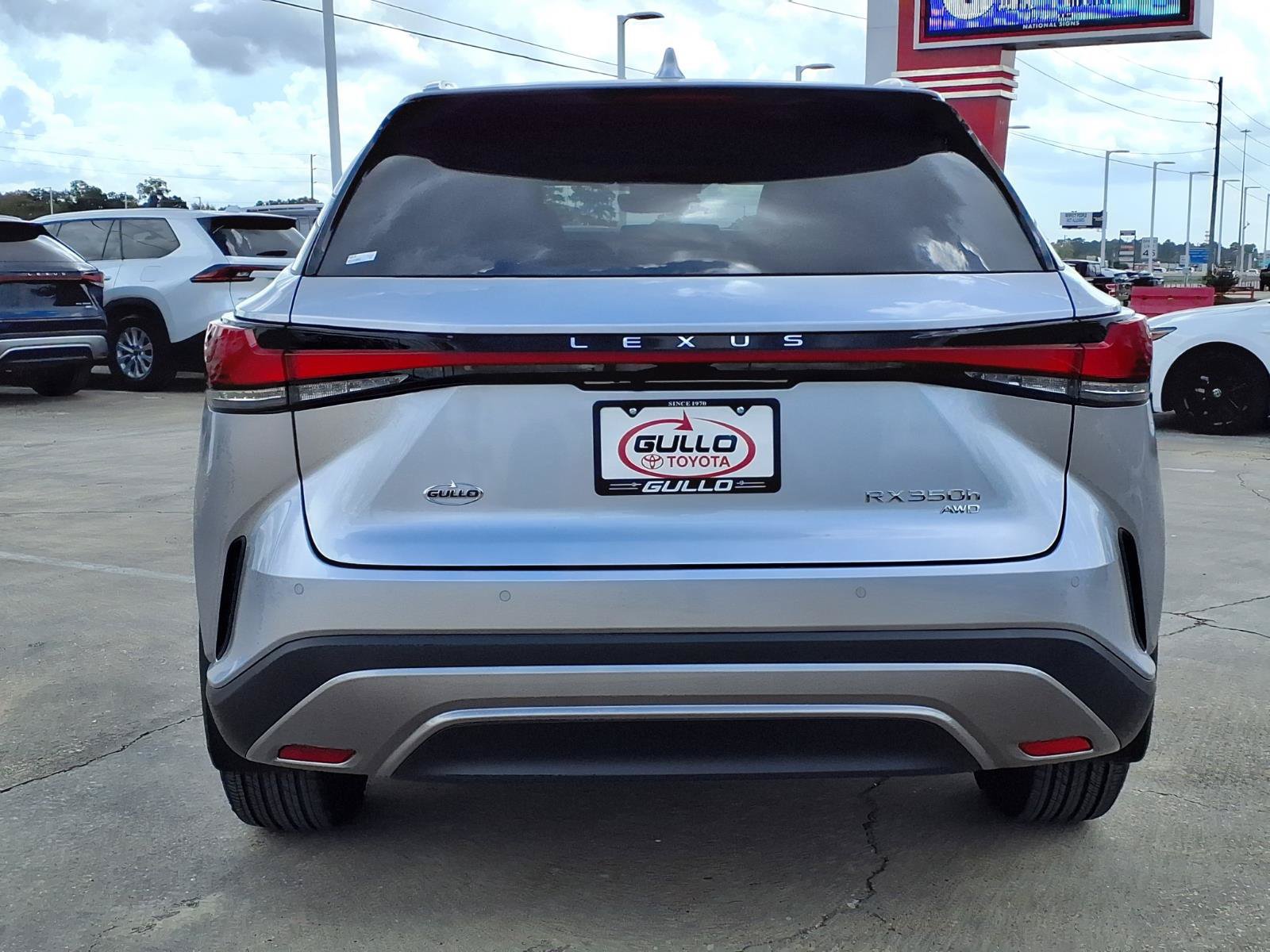 Used 2026 Lexus RX 350h w/ Convenience Package AWD/4WD image 7