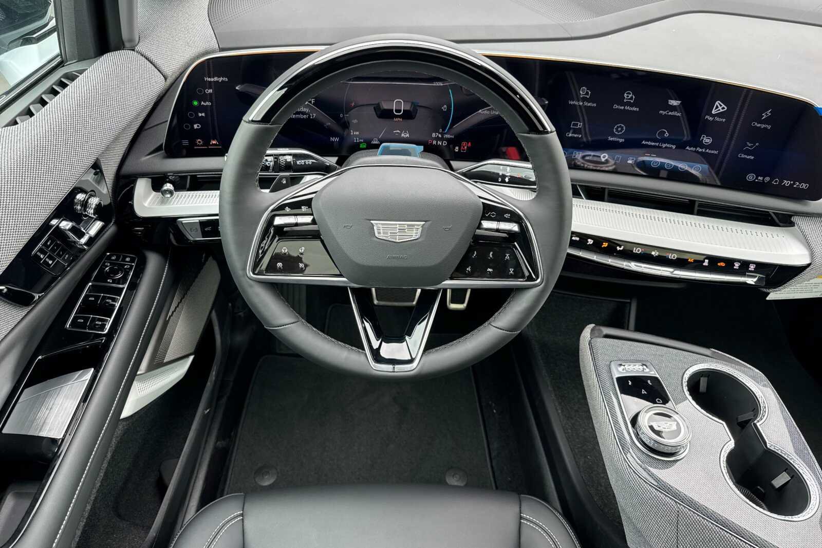 New 2027 Cadillac Optiq Sport w/ LPO, Floor Liner Package AWD/4WD image 42