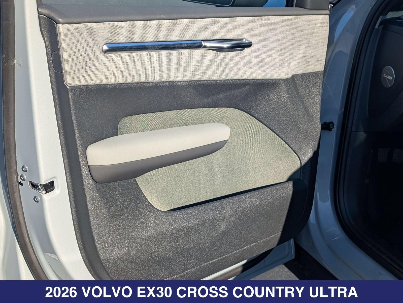 New 2026 Volvo EX30 Cross Country Ultra w/ Protection Package Premier AWD/4WD image 7