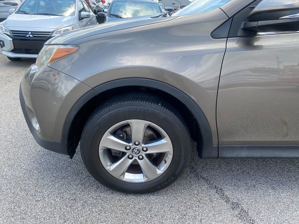 Used 2015 Toyota RAV4 XLE image 26