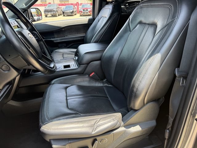 Used 2018 Ford Expedition Limited w/ Equipment Group 302A RWD image 27