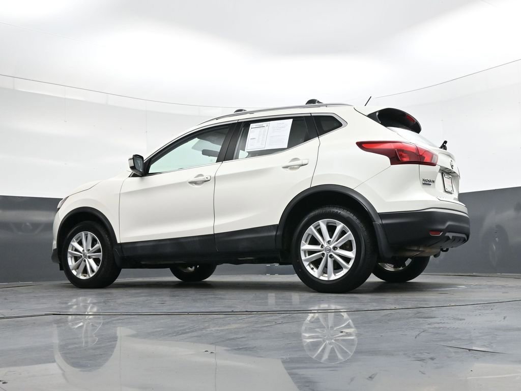 Used 2018 Nissan Rogue Sport SV image 38