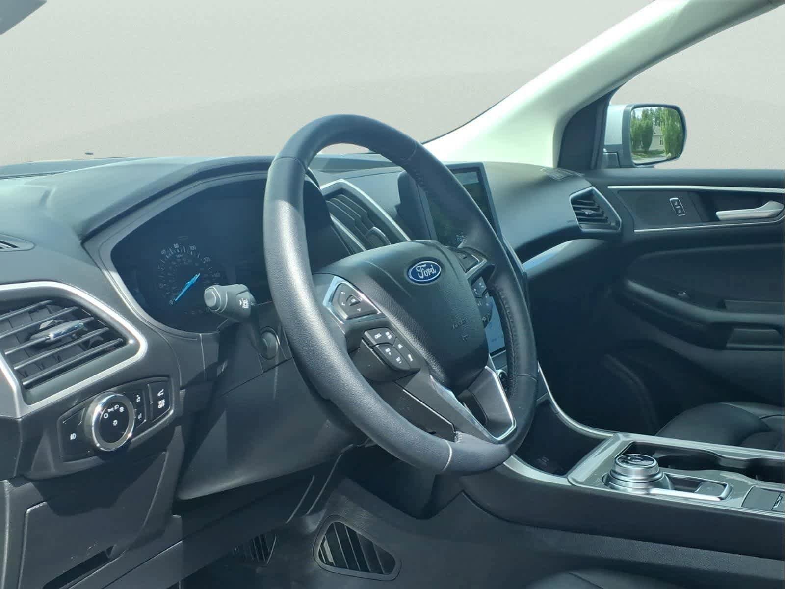 Used 2024 Ford Edge SEL w/ Convenience Package AWD/4WD image 13