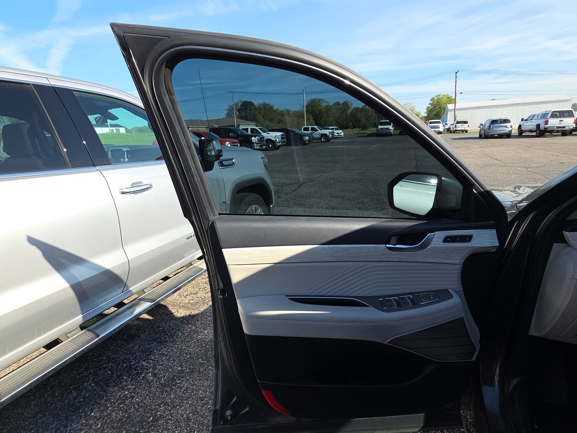 Used 2024 Hyundai Palisade Calligraphy image 7