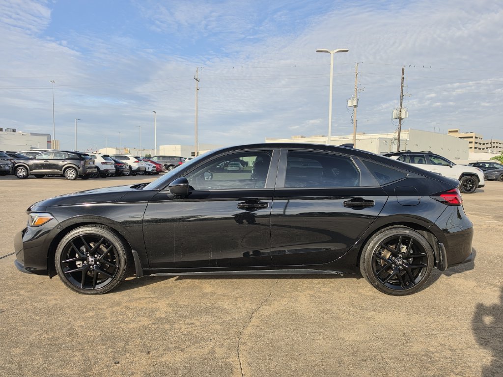 Used 2025 Honda Civic Sport image 6