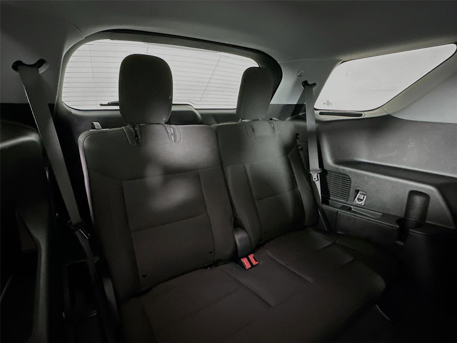 Used 2023 Ford Explorer XLT image 24