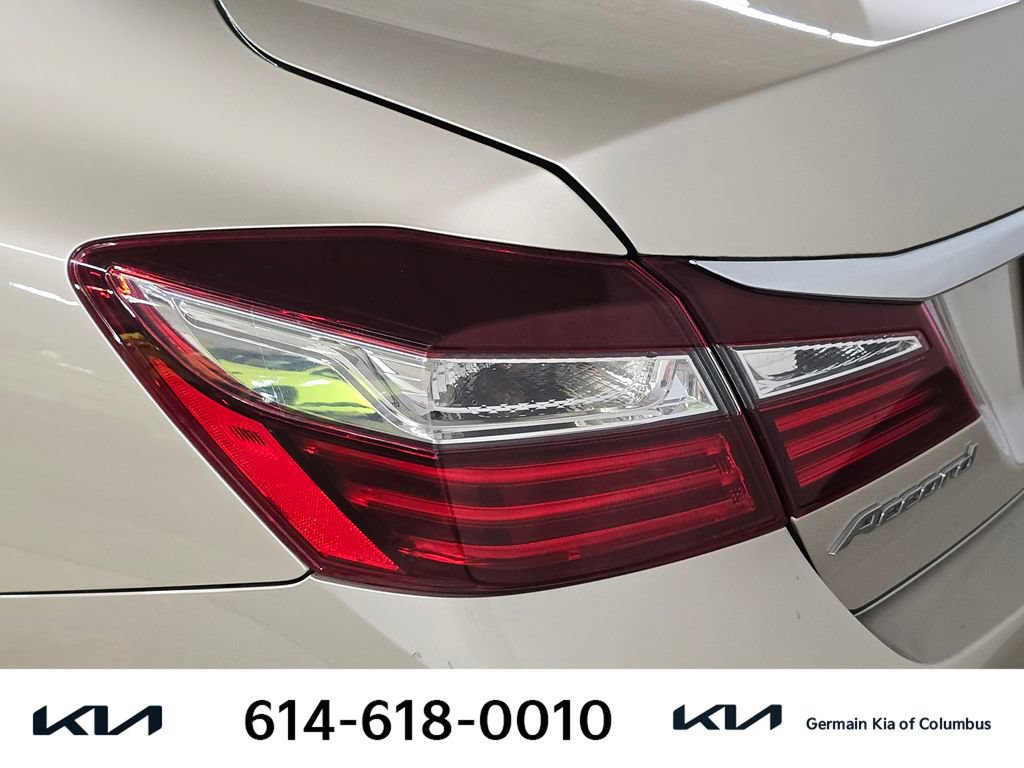 Used 2016 Honda Accord LX image 15