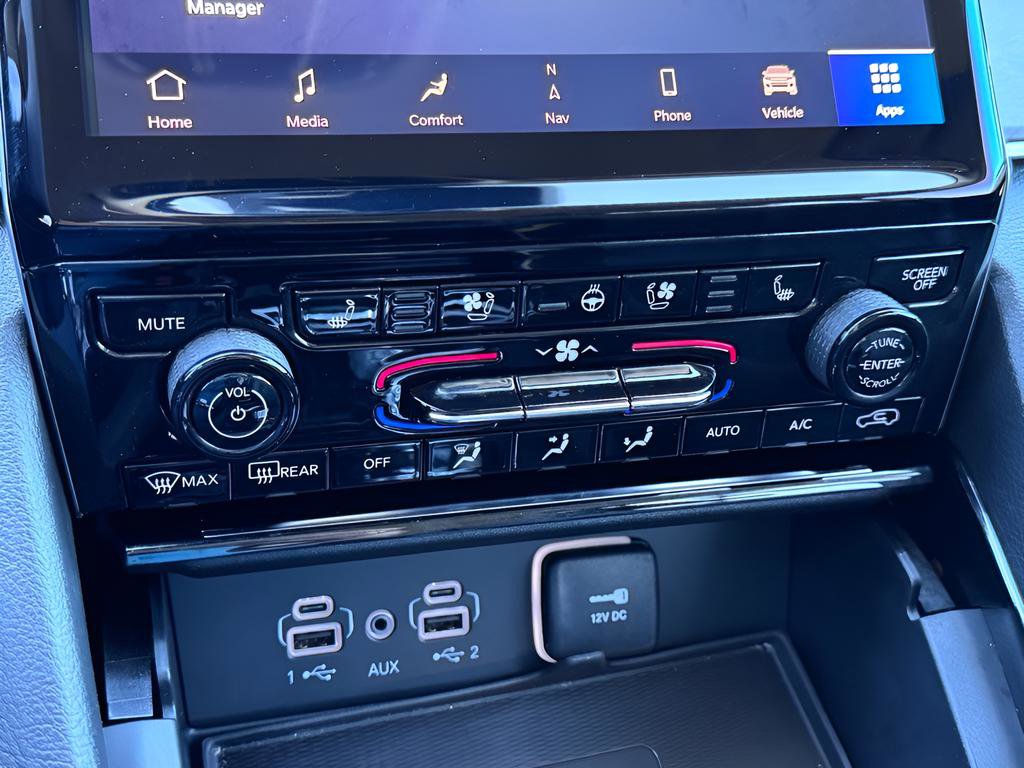 Used 2023 Jeep Grand Cherokee L Limited w/ Luxury Tech Group II image 31