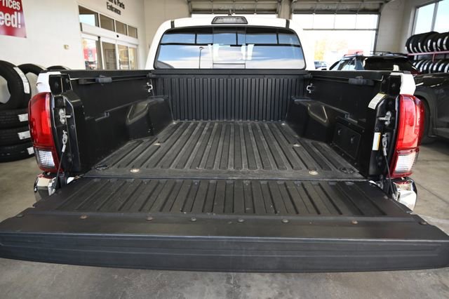 Used 2019 Toyota Tacoma SR5 image 8