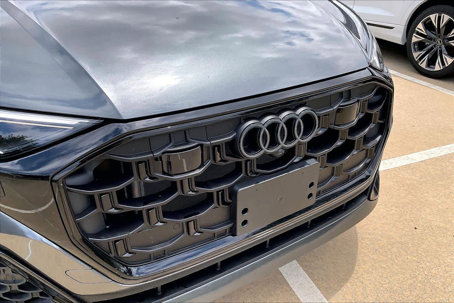 Used 2026 Audi Q8 Premium Plus AWD/4WD image 30