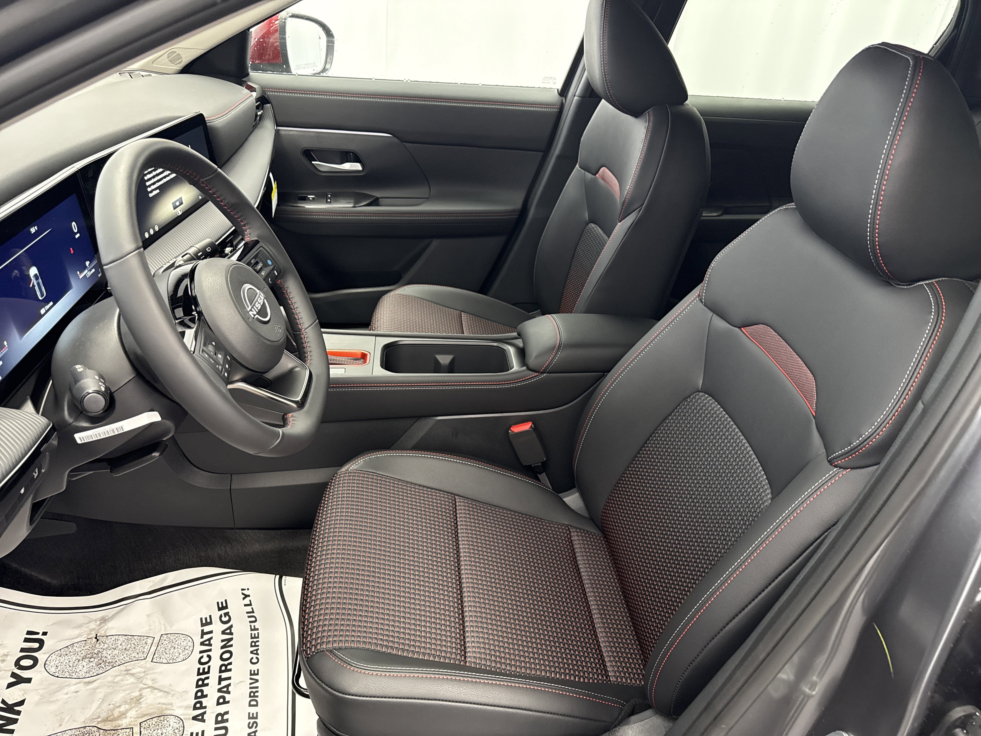 New 2026 Nissan Kicks SR image 7
