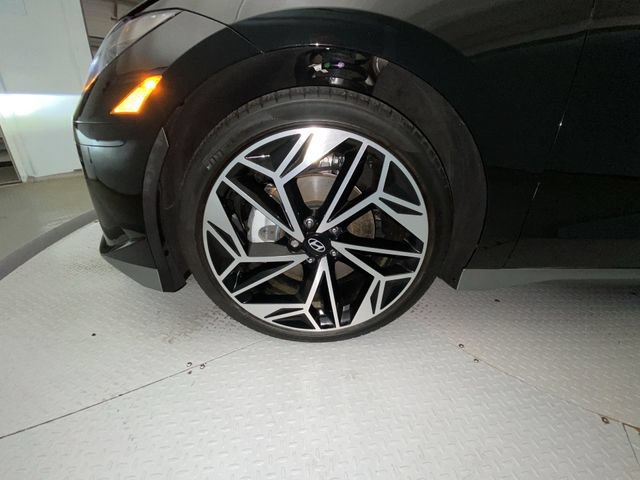 Used 2024 Hyundai Ioniq 6 SEL RWD image 10